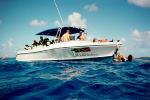 thumb-sk-diveboat.jpg 4.2K